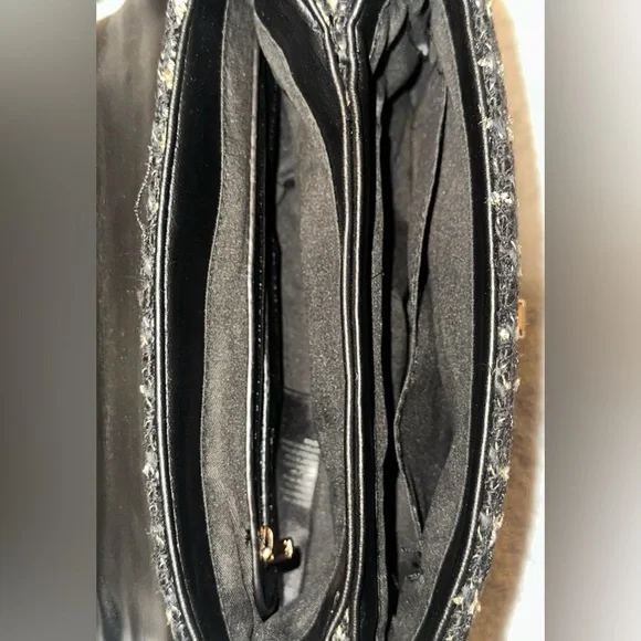 BADGLEY MISCHKA Textured Messenger Bag-Black (NWT)